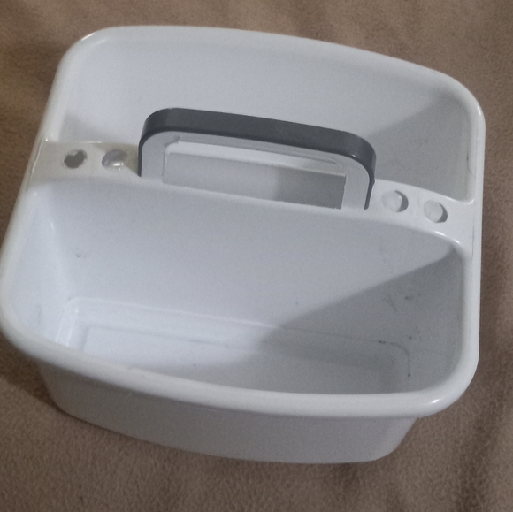 Gracious Living Other - $5 Clearance Storage Basket